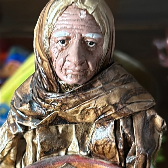 Rustic Artisan Figurine Set - Earth Tones - Picture 15 of 17